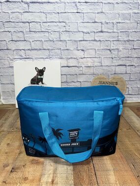 Trader Joe's blue Reusable Grocery Insulated Cooler Limited Edition Tote Bag
